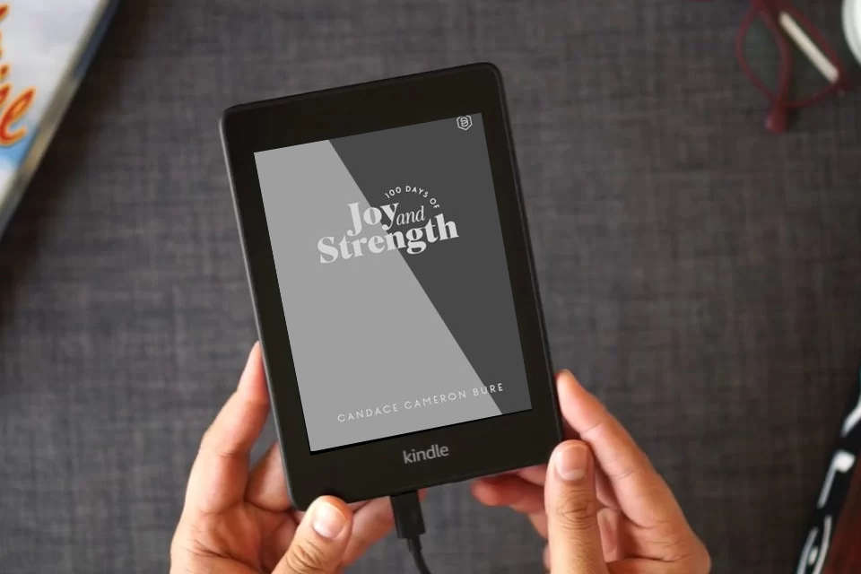 Read Online 100 Days of Joy and Strength: Daily Devotions to Help You Find Overwhelming Peace on Busy Days - The Perfect Devotional Gifts for Christian Women as a Kindle eBook
