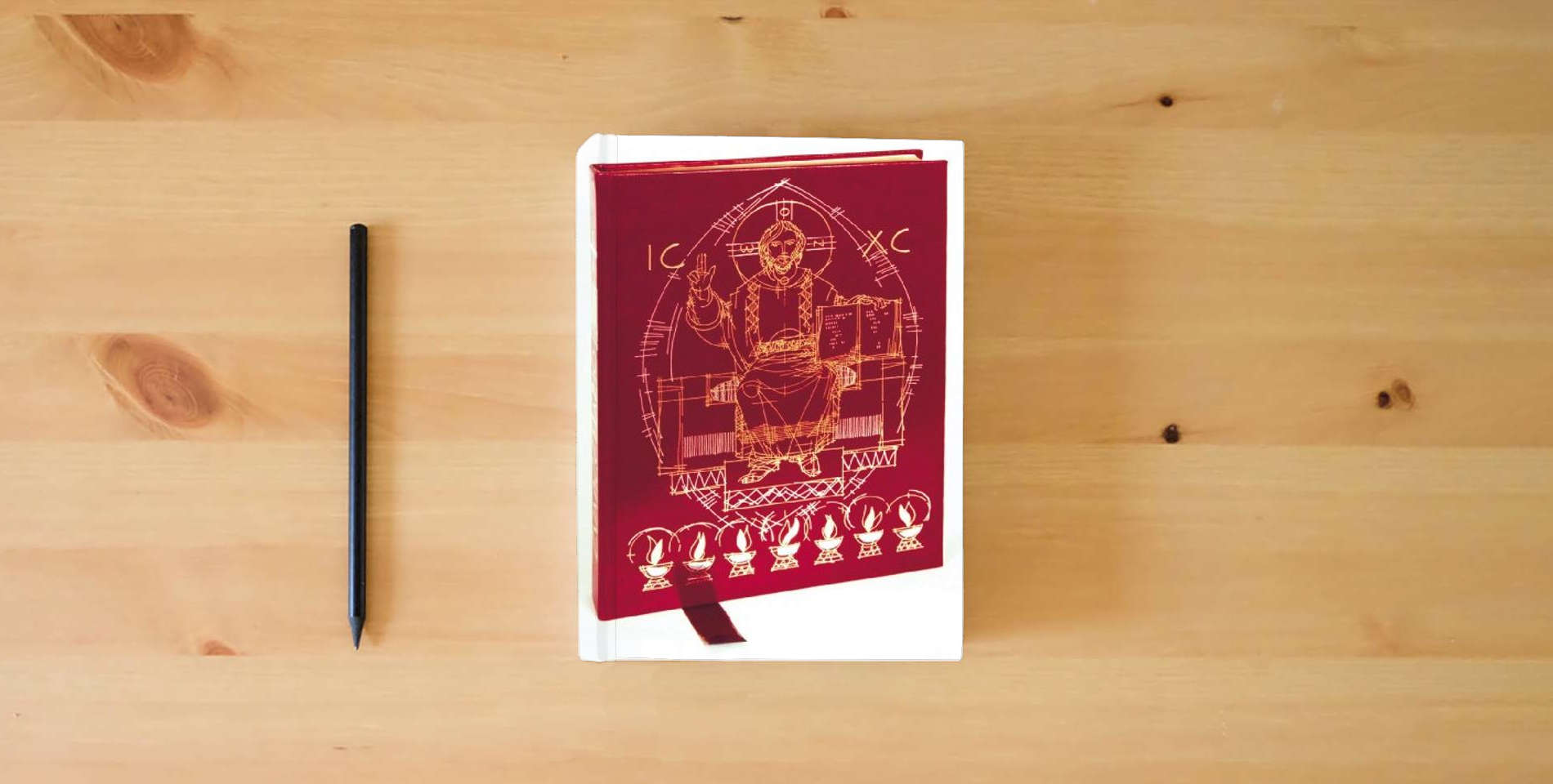 The book Evangeliario: Evangeliario (Rite/Ritual Books) (Spanish Edition) is on the table